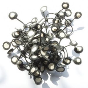 Pop hanger
