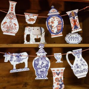 Porcelain garland